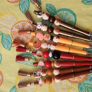 BRAND NEW HANDMADE FALL PENS PRICE IS FOR ONE PEN YOU CHOOSE YOUR COLOR
